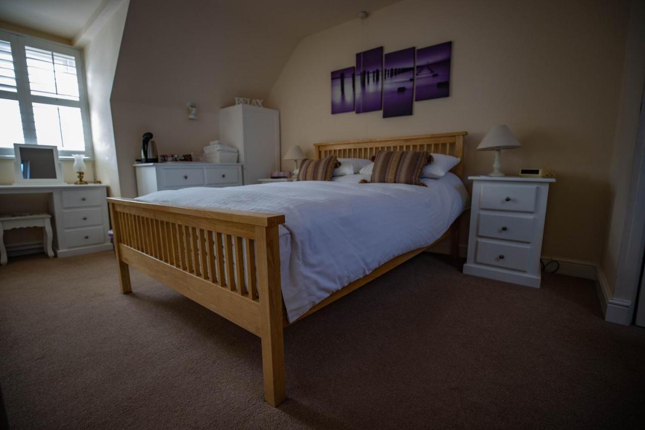 Claremont Bed & Breakfast